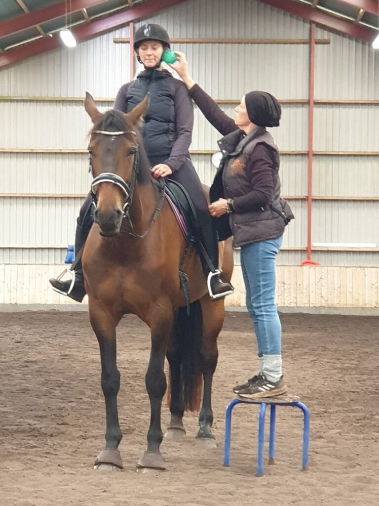 Øjeblik fra sommerkurset 2022 med Ellen og hendes dejlige hest Tove